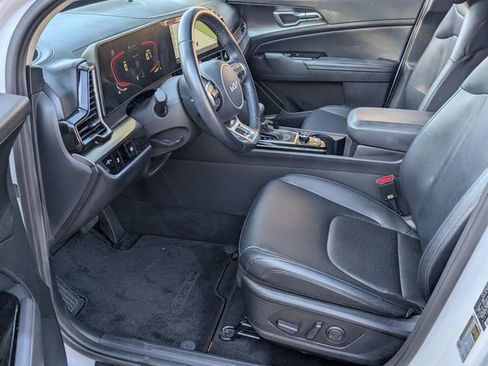 Used 2024 Kia Sportage EX image 12