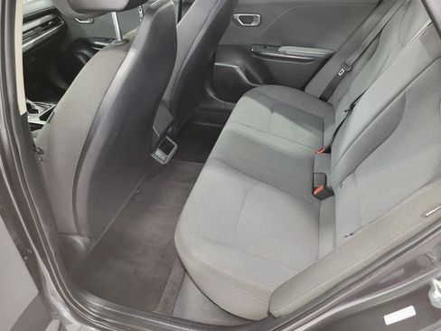 Used 2025 Kia K4 FWD image 22