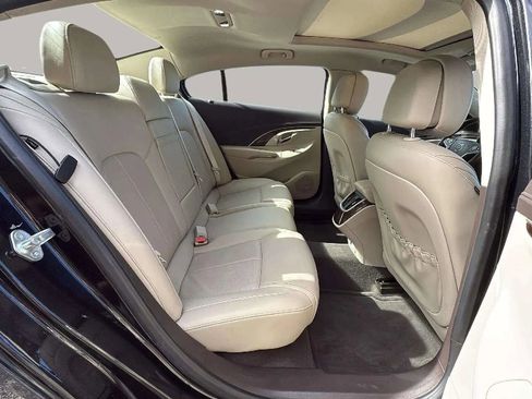 Used 2014 Buick LaCrosse Premium image 16