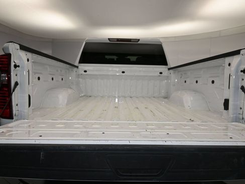 Used 2025 Chevrolet Silverado 2500 LT w/ Convenience Package AWD/4WD image 25