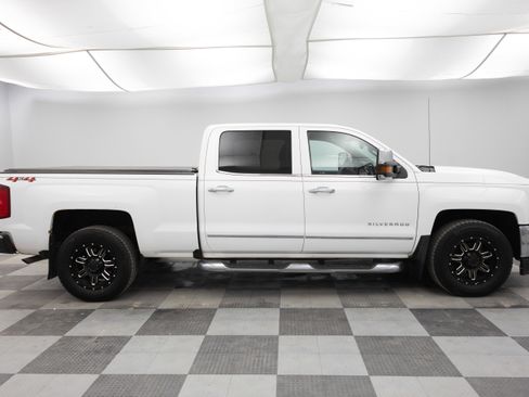 Used 2018 Chevrolet Silverado 1500 LTZ w/ LTZ Plus Package image 11