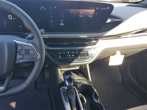 New 2026 Buick Envista Avenir image 11