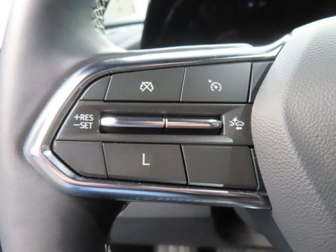 Used 2024 Chevrolet Traverse Z71 w/ LPO, Floor Liner Package AWD/4WD image 63