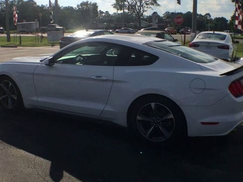Used 2016 Ford Mustang Coupe w/ Equipment Group 051A image 6