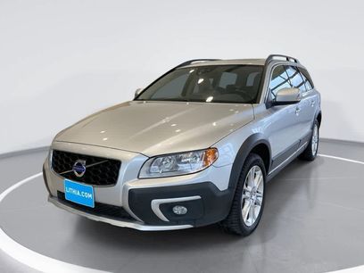 Used 2016 Volvo XC70 T5 Premier w/ Proximity Package