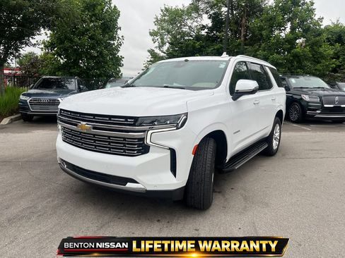 Used 2023 Chevrolet Tahoe Premier AWD/4WD image 4