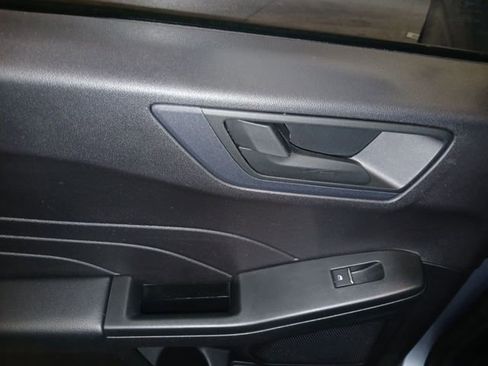 Certified 2022 Ford Escape SE w/ Cold Weather Package image 42