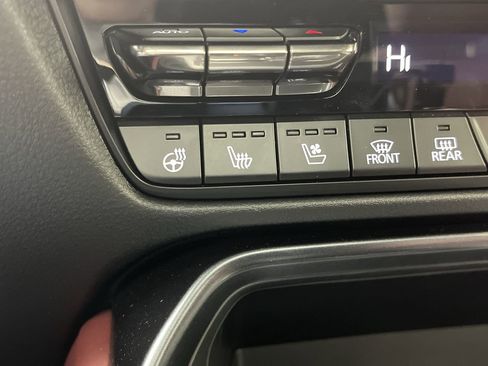 Certified 2025 MAZDA CX-70 3.3 Turbo w/ Premium Plus Pkg image 24