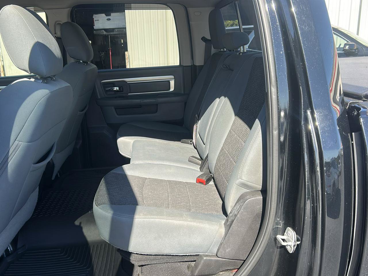 Used 2019 RAM 1500 Big Horn AWD/4WD image 14