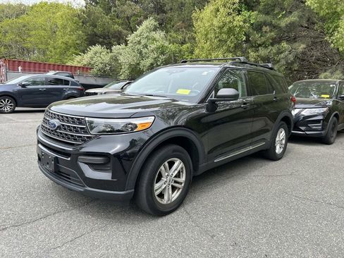 Used 2020 Ford Explorer XLT w/ Comfort Package AWD/4WD image 1