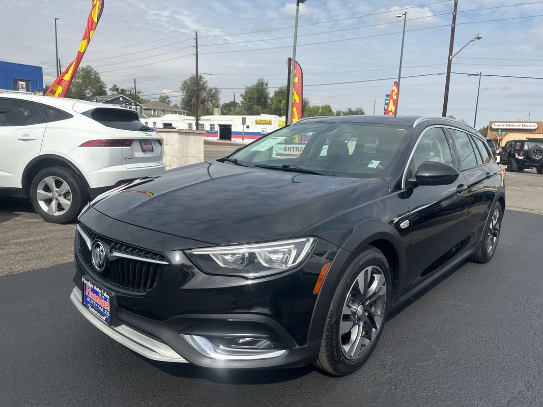 Used 2019 Buick Regal Essence w/ Sights and Sounds Package AWD/4WD image 24