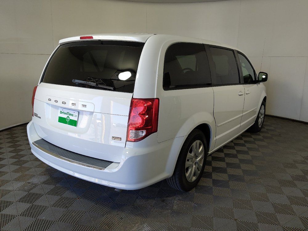 Used 2017 Dodge Grand Caravan SE FWD image 9