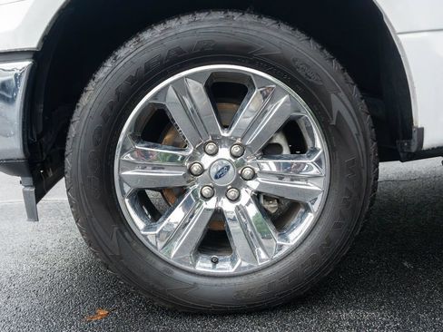 Used 2019 Ford F150 Lariat AWD/4WD image 2