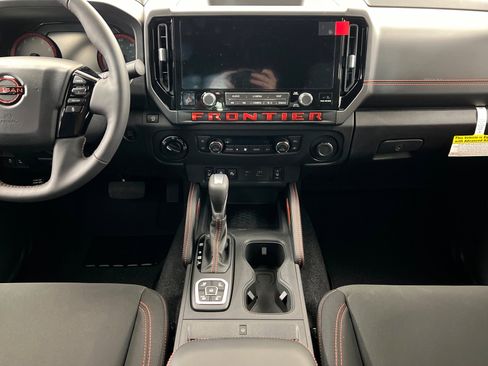New 2026 Nissan Frontier PRO-4X w/ Pro-4x Convenience Package image 13