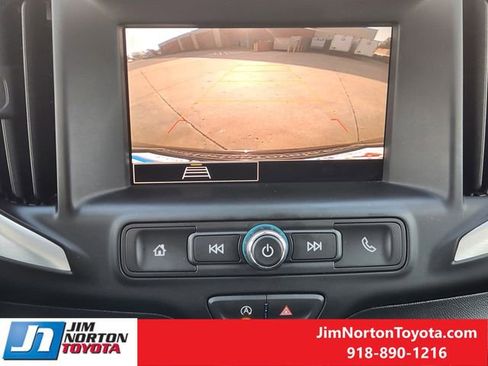 Used 2024 GMC Terrain SLE image 20