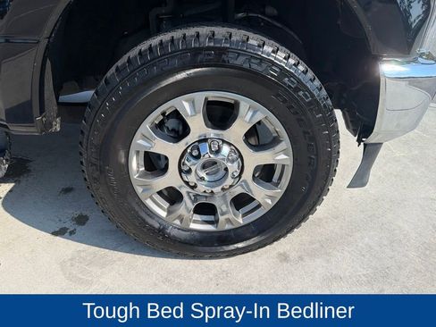Used 2021 Ford F250 Lariat w/ Lariat Ultimate Package AWD/4WD image 10