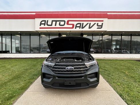 Used 2022 Ford Explorer XLT image 36