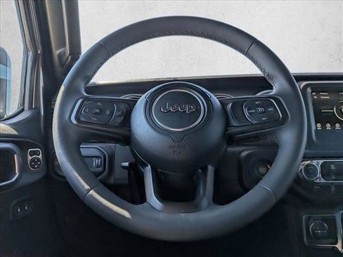 Used 2023 Jeep Wrangler Sport S image 15
