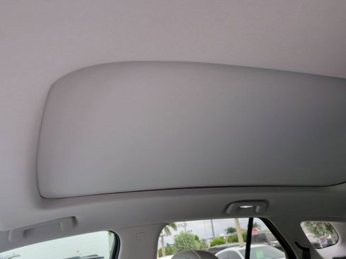 New 2025 Honda Prologue Touring image 18