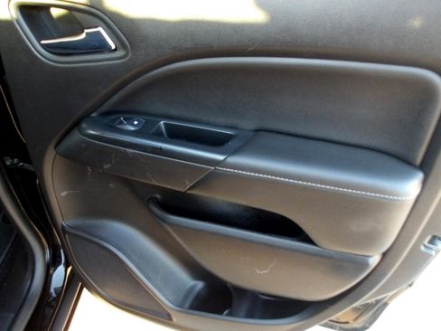 Used 2018 GMC Canyon SLE w/ SLE Convenience Package image 7