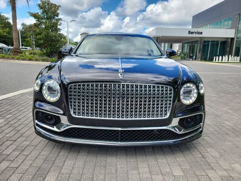 Used 2021 Bentley Flying Spur V8 AWD/4WD image 14