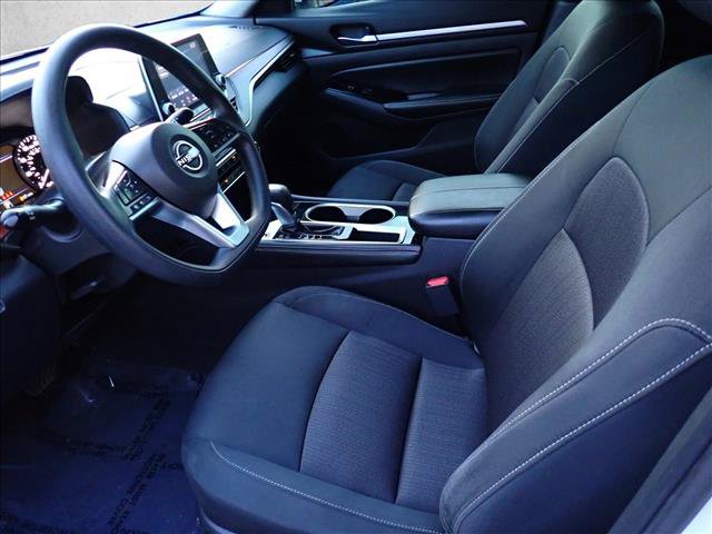 Used 2023 Nissan Altima 2.5 SV FWD image 10