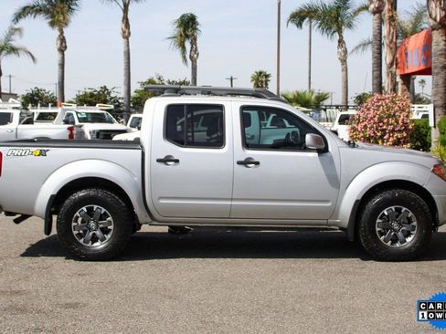 Used 2021 Nissan Frontier PRO-4X w/ Pro-4x Utility Package image 12