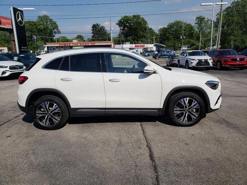 New 2025 Mercedes-Benz GLA 250 4MATIC image 5