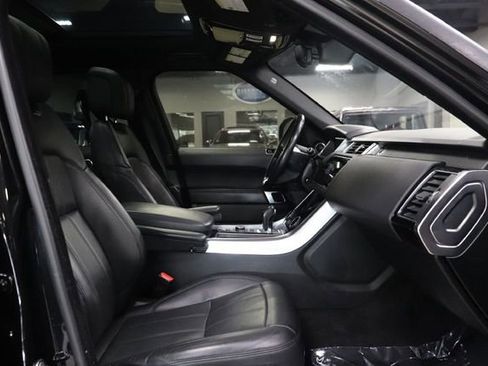Used 2019 Land Rover Range Rover Sport HSE AWD/4WD image 24