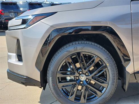 New 2026 Toyota RAV4 XSE image 5