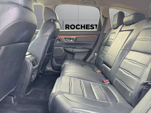 Used 2018 Honda CR-V Touring image 16
