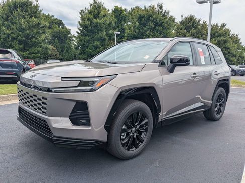 Used 2026 Toyota RAV4 SE AWD/4WD image 5