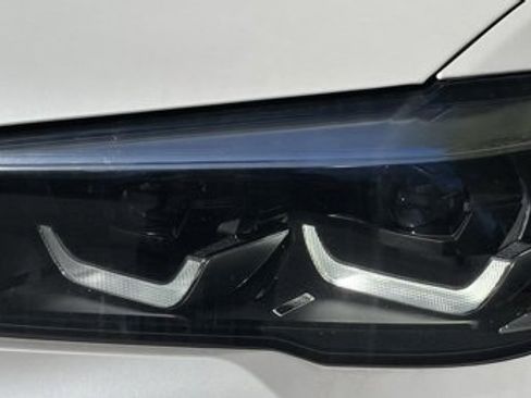 Used 2023 BMW X5 sDrive40i w/ M Sport Package image 12