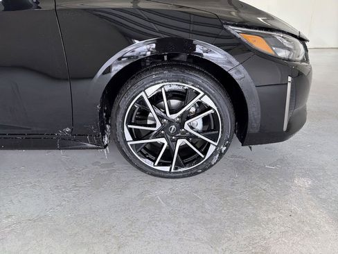 Certified 2025 Nissan Sentra SR w/ SR Premium Package image 14