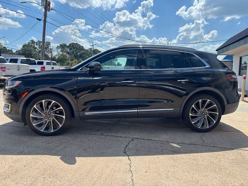 Used 2020 Lincoln Nautilus Reserve w/ Equipment Group 202A image 4