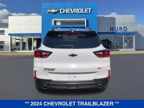 Used 2024 Chevrolet TrailBlazer RS w/ Convenience Package AWD/4WD image 6