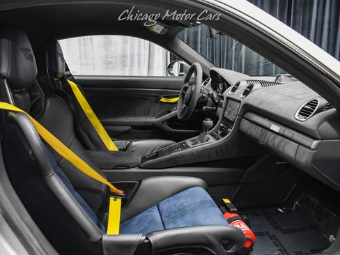Used 2023 Porsche 718 Cayman GT4 RS image 21