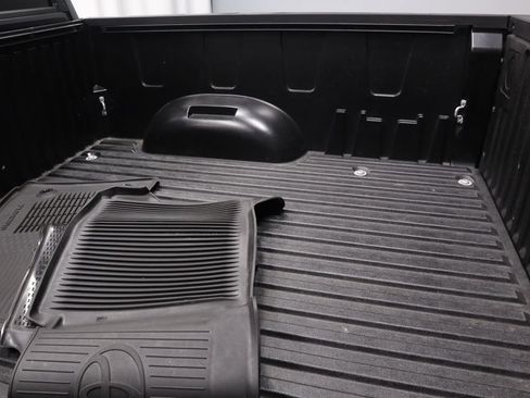Used 2024 Toyota Tundra Limited AWD/4WD image 18