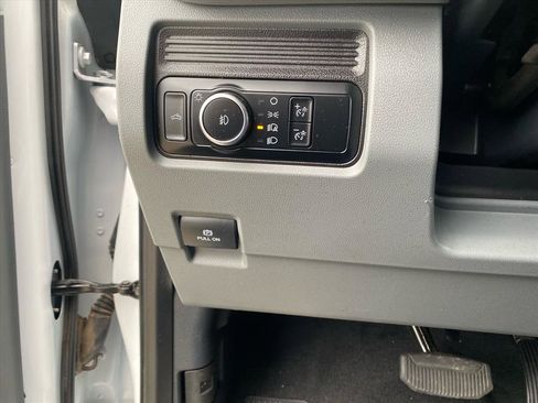 Used 2024 Ford F250 XLT image 34