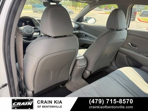 Used 2023 Hyundai Elantra SEL FWD image 26