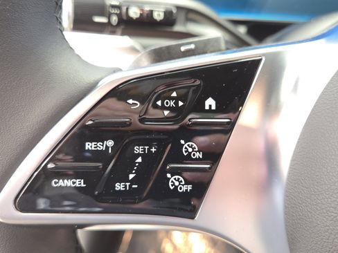 New 2026 Mercedes-Benz GLC 300 4MATIC image 12