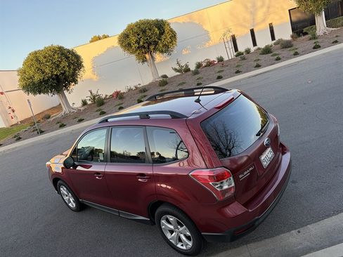 Used 2015 Subaru Forester 2.5i w/ Alloy Wheel Package image 12