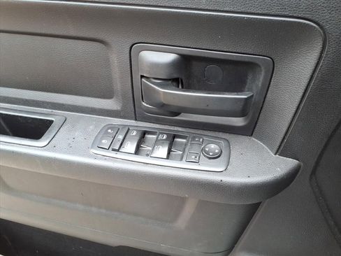 Used 2017 RAM 3500 Tradesman w/ Chrome Appearance Group image 30