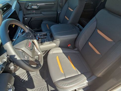 New 2026 GMC Sierra 1500 AT4 AWD/4WD image 15