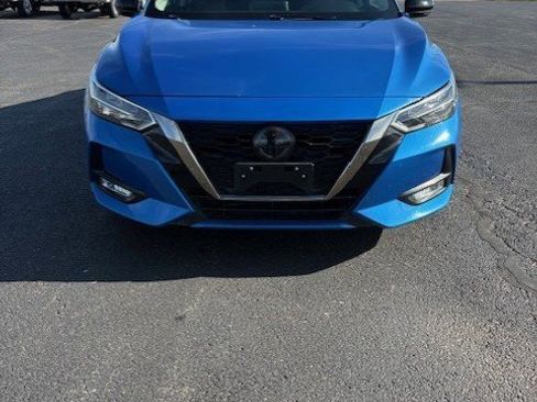 Used 2021 Nissan Sentra SR image 1