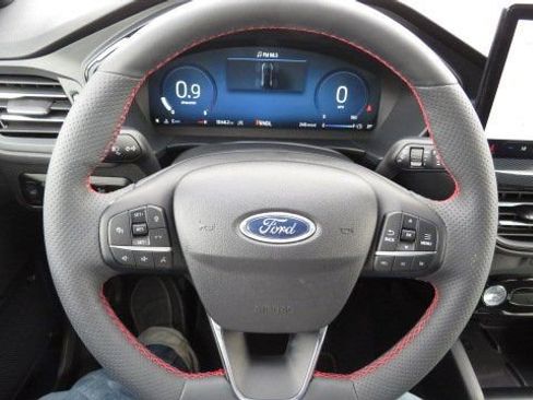 Certified 2023 Ford Escape ST-Line Select w/ Tech Pack #2 image 21