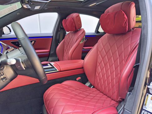 Used 2023 Mercedes-Benz S 580 4MATIC Sedan image 47