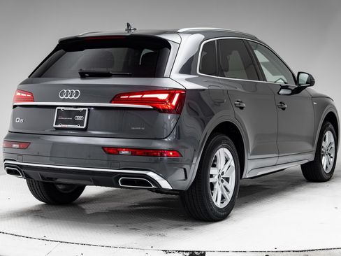 Certified 2023 Audi Q5 2.0T Premium w/ Convenience Package AWD/4WD image 34
