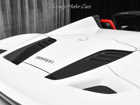 Used 2023 Ferrari F8 Tributo RWD image 44
