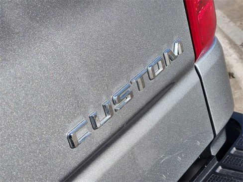 Used 2025 Chevrolet Silverado 1500 Custom image 12